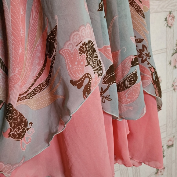 H&M Women's Tie Back Multicolored Layered Summer Dress with Ruffles Size 4 - Picture 4 of 8